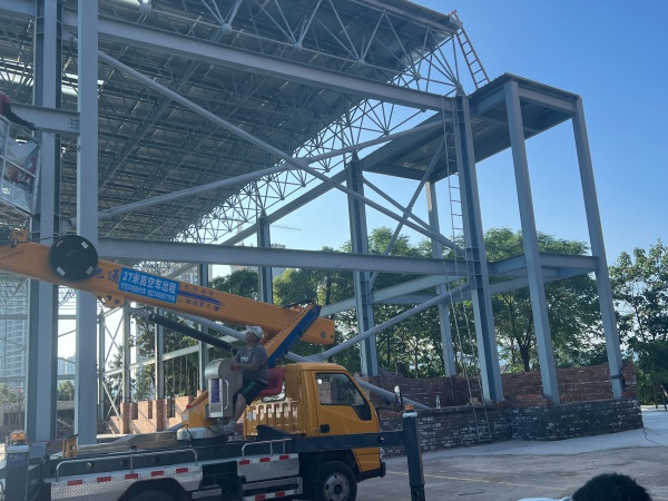 鋼結(jié)構(gòu)廠房